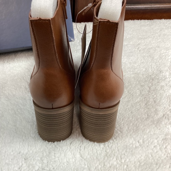 Universal Threads Cleo Ankle Boots NEW - Picture 6 of 11
